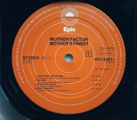 Mothers Finest - Mother Factor [LP] | Epic - EPC 83011 | VG/VG-