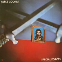 Alice Cooper - Special Forces [LP] | Warner Bros. Records - WB 56 927 | Germany, 1981 | NM/VG