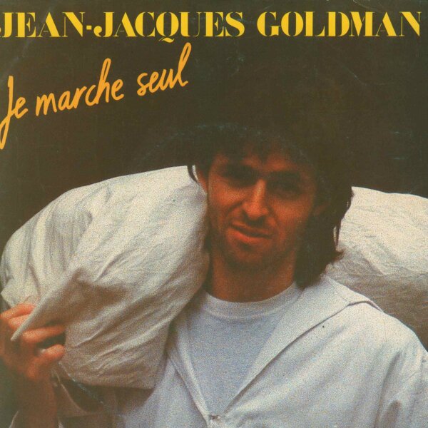 Je March Seul / Elle Attend