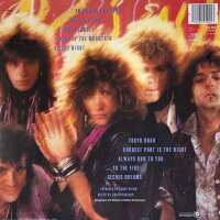 Bon Jovi - 7800° Fahrenheit [LP] | Phonogram - 824...